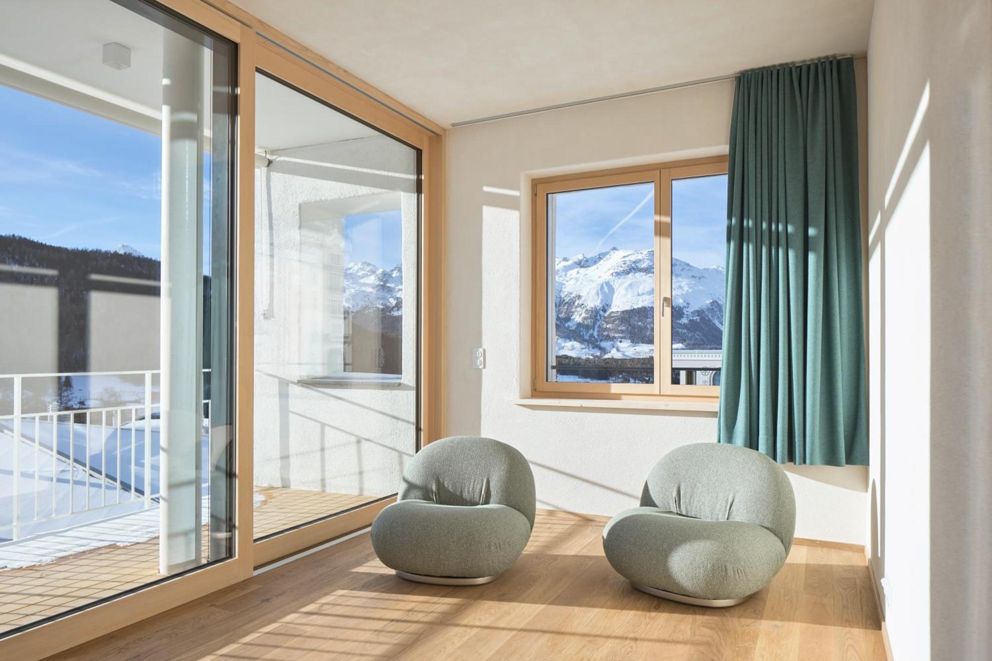 Hotel Maistra 160 ปอนเตรสซีนา ภายนอก รูปภาพ