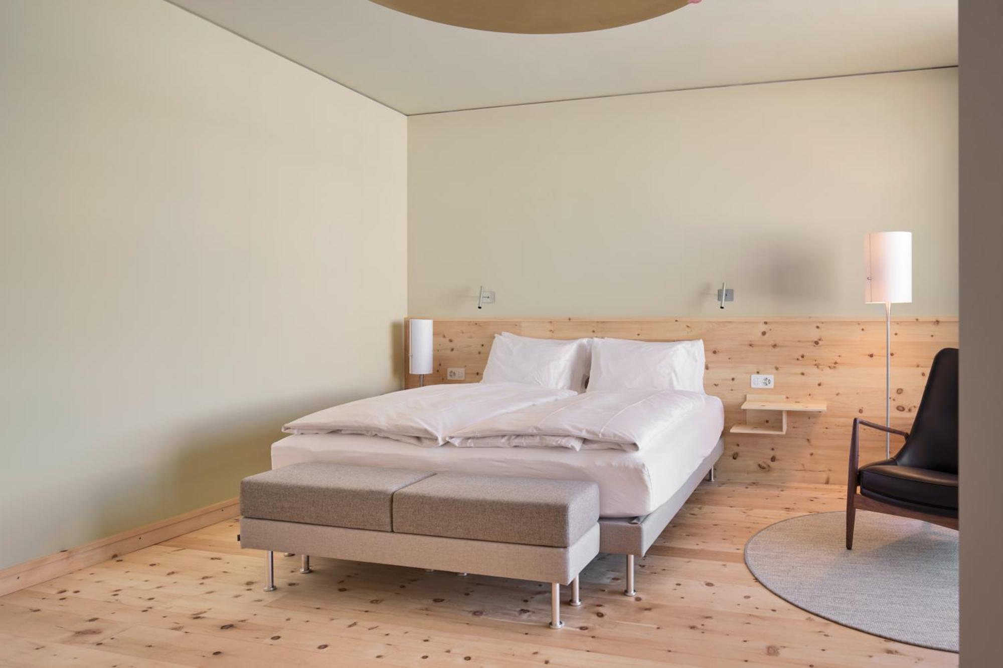 Hotel Maistra 160 ปอนเตรสซีนา ภายนอก รูปภาพ