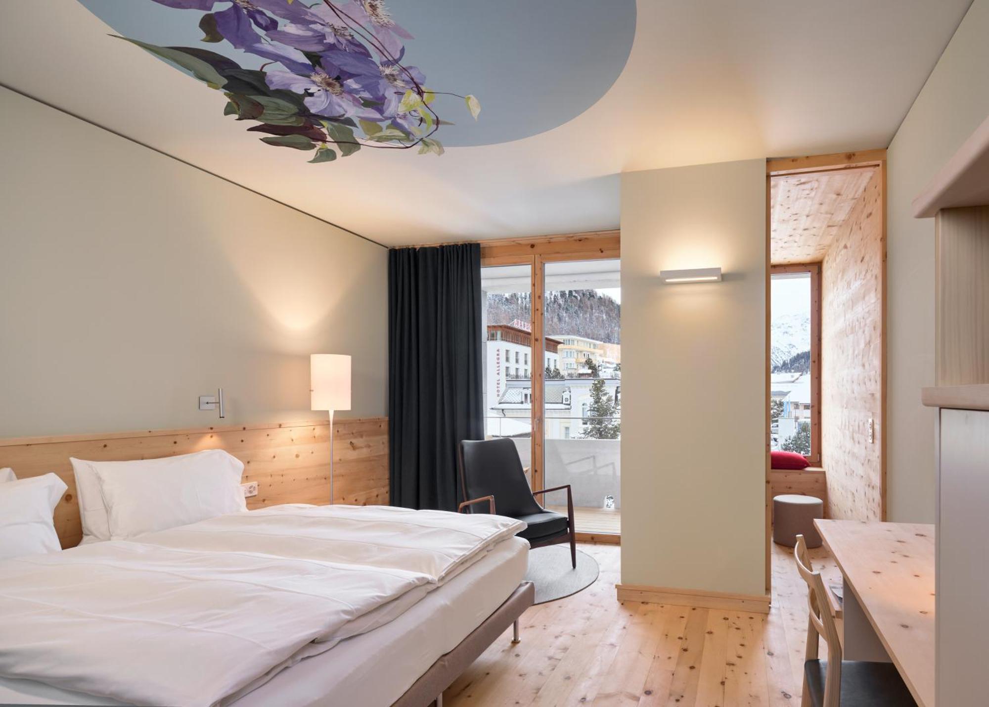 Hotel Maistra 160 ปอนเตรสซีนา ภายนอก รูปภาพ