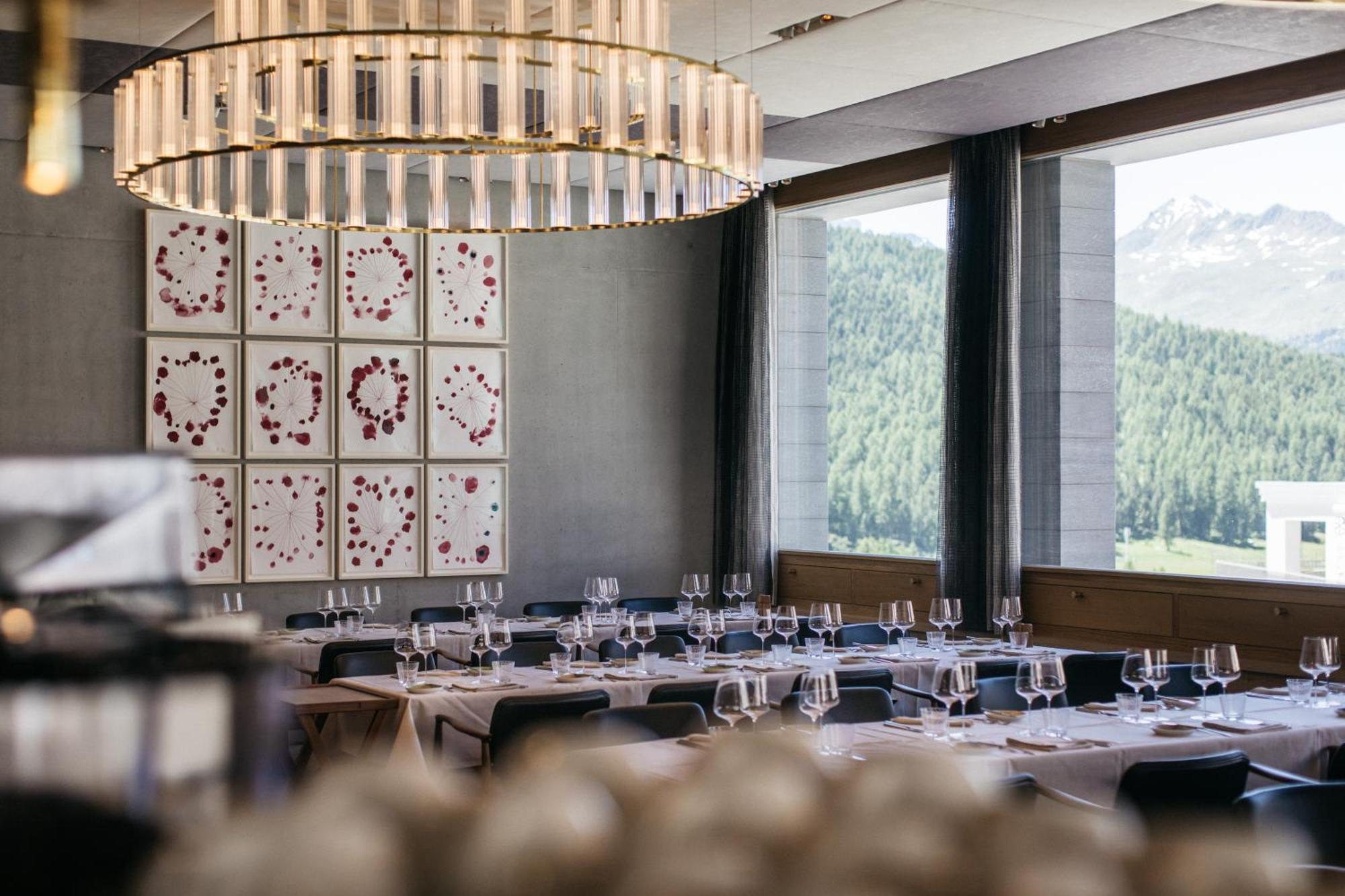 Hotel Maistra 160 ปอนเตรสซีนา ภายนอก รูปภาพ